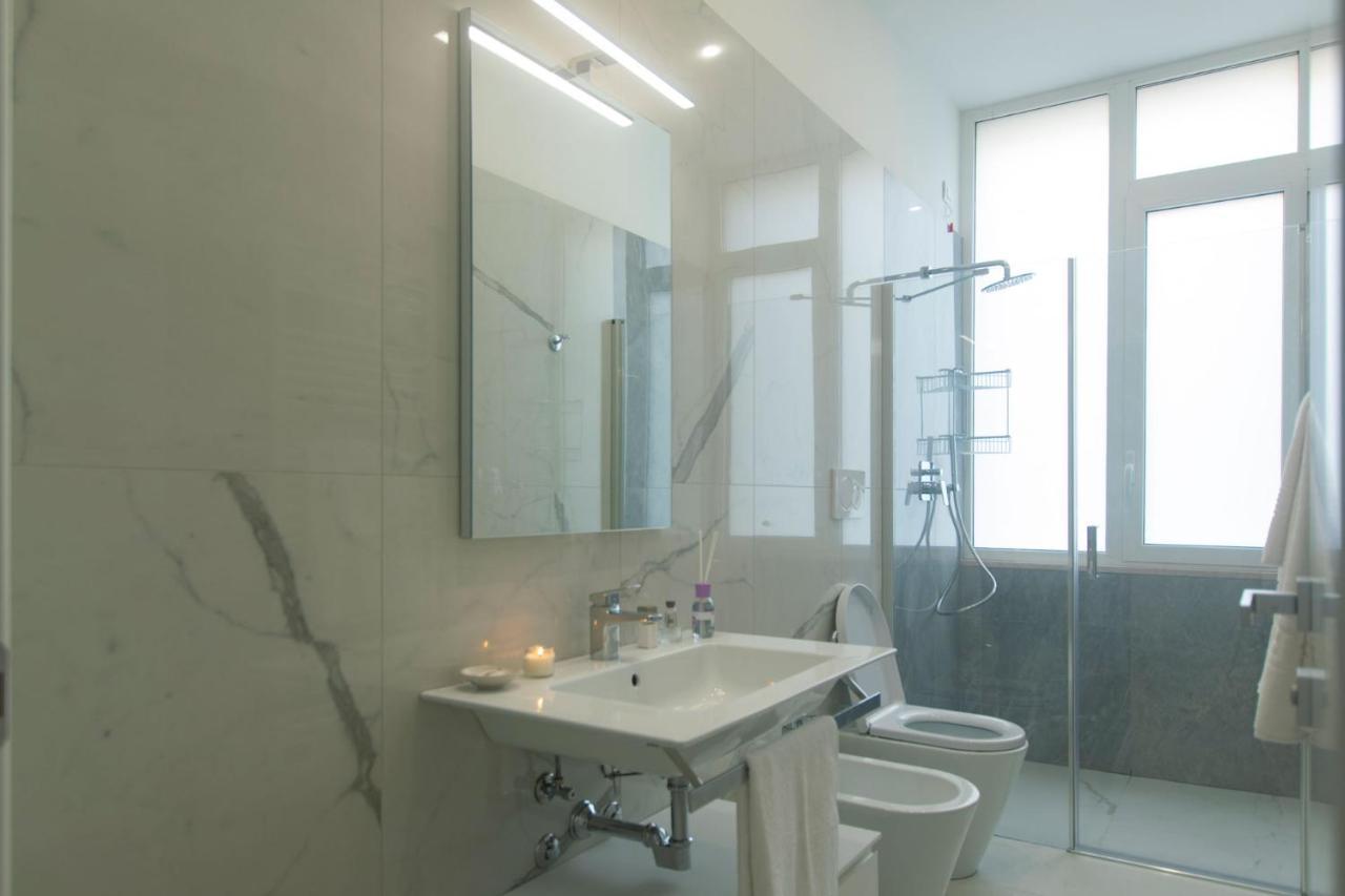 Residence Flow-R Riccione Bagian luar foto