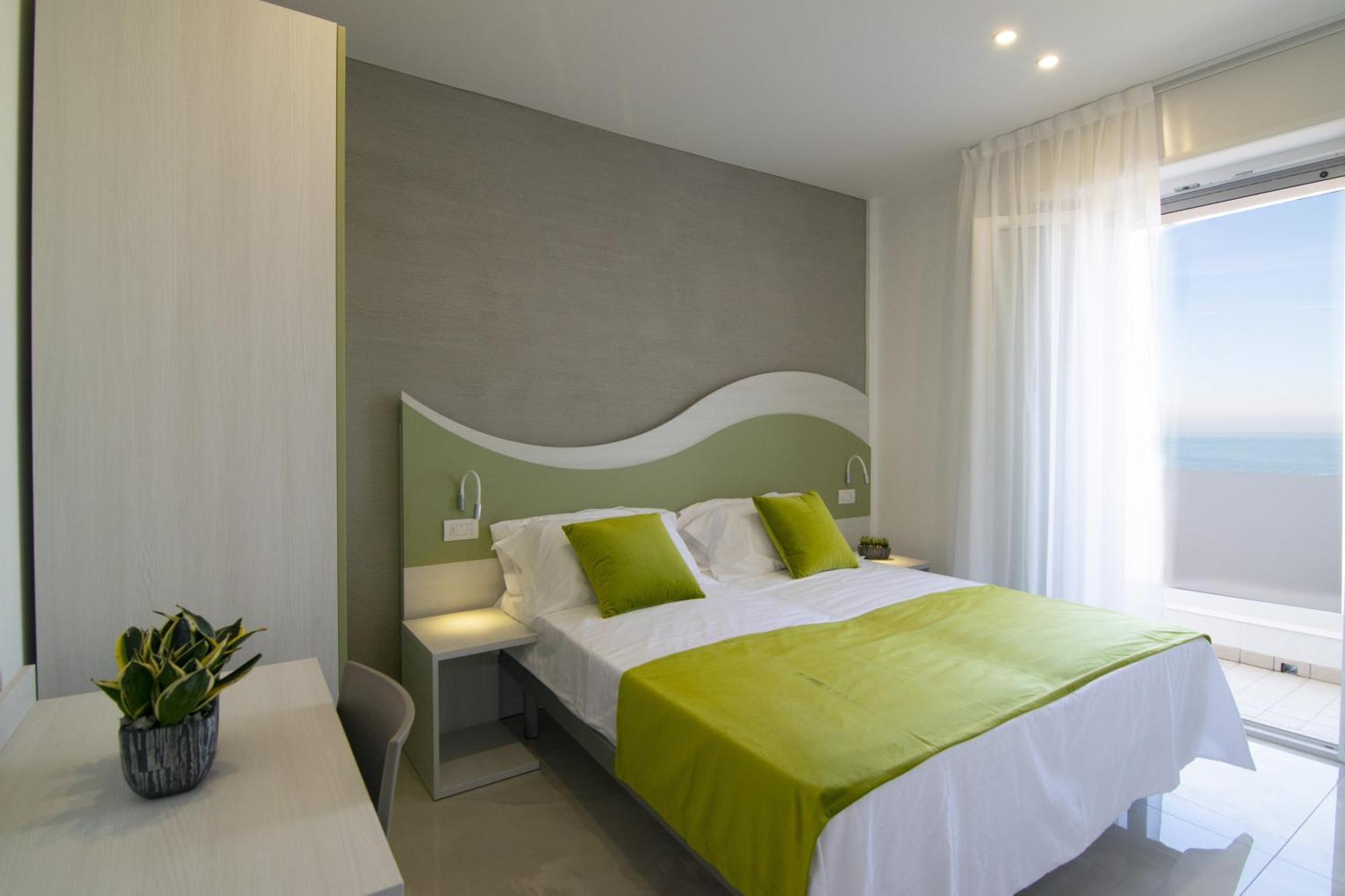 Residence Flow-R Riccione Bagian luar foto