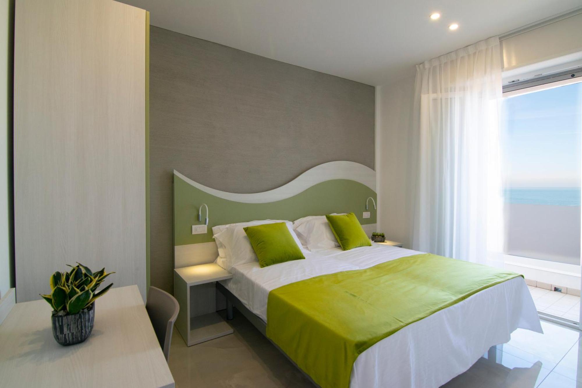 Residence Flow-R Riccione Bagian luar foto